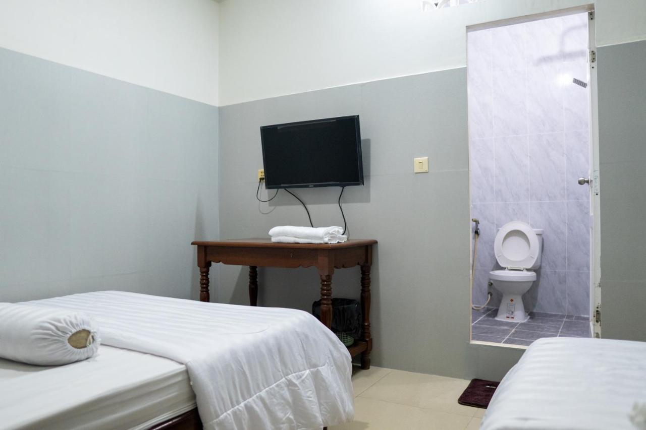 Empire House, Phnom Penh Hotel Kültér fotó