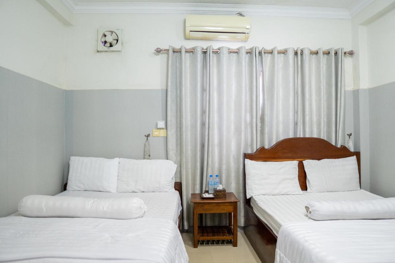 Empire House, Phnom Penh Hotel Kültér fotó
