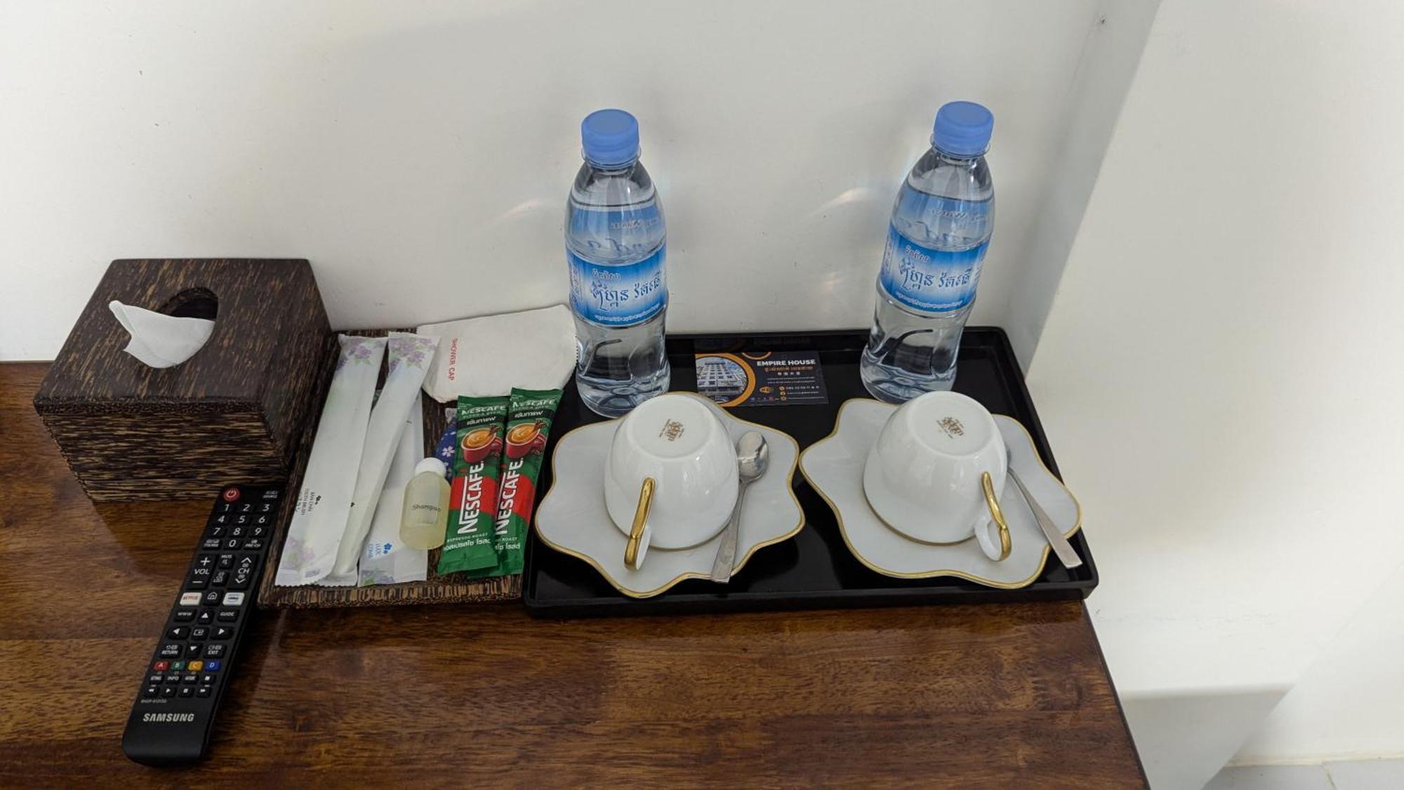 Empire House, Phnom Penh Hotel Kültér fotó